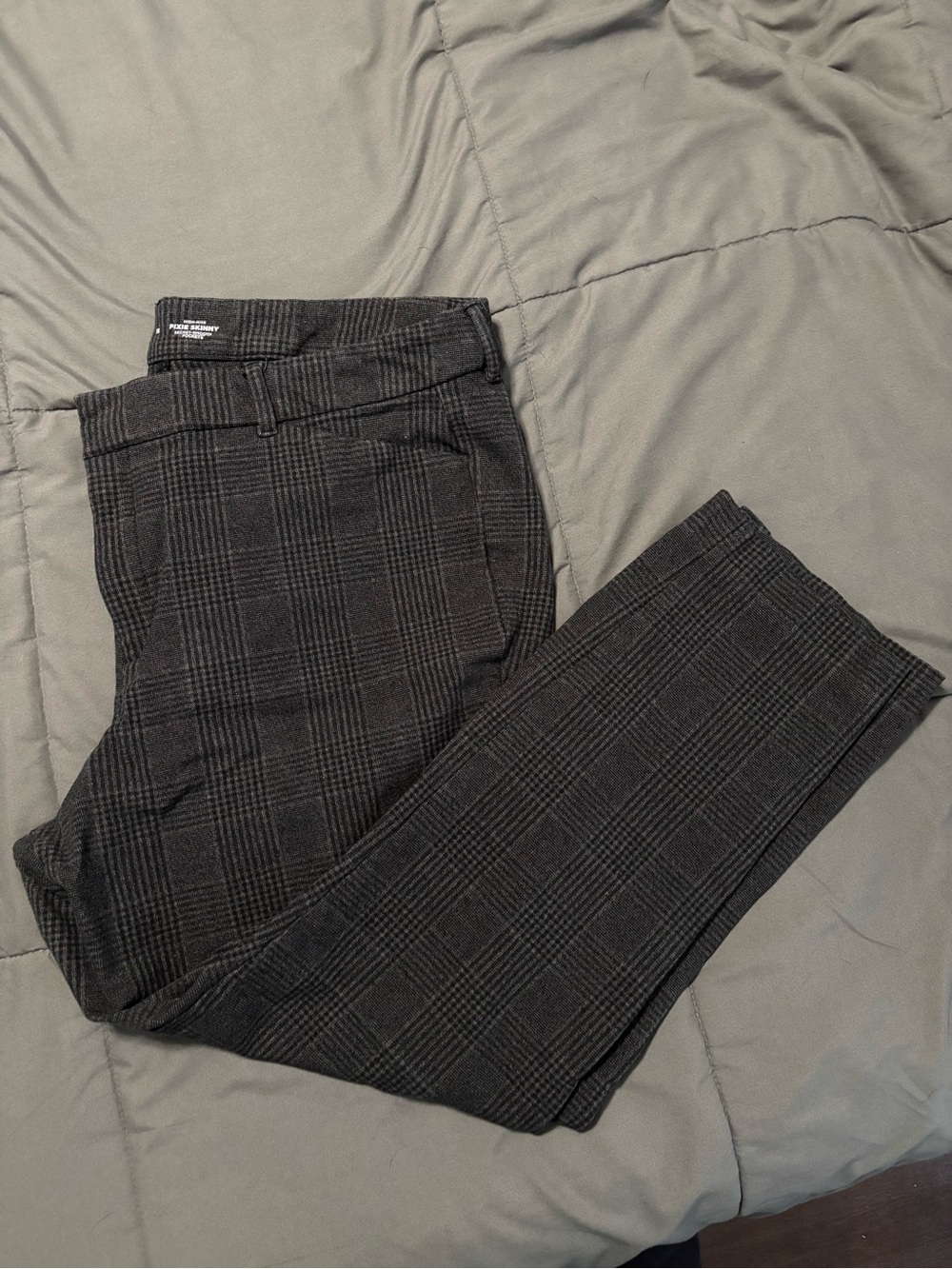 Old Navy High Rise Pixie Skinny Charcoal Plaid Pants size 18